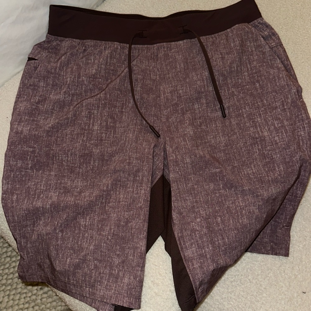 Lululemon shorts Size M
